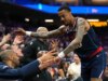 Relatório: F John Collins assina contrato de 3 anos e US$ 51 milhões com o Pistons