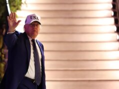 Presidente Trump relata US$ 122 mil em ingressos gratuitos para eventos em 2025