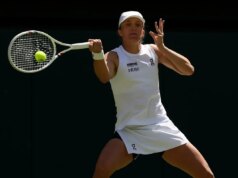 Iga Swiatek e Elena Rybakina nocauteadas em Wimbledon