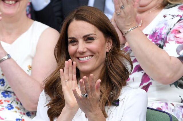 2_GettyImages-1159692806.jpg