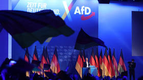 6a3d485385f54051b50ee52e.jpg