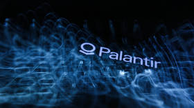 A indústria de IA está ‘insana’ – CEO da Palantir