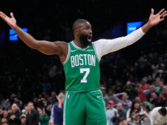 NBA: Jaylen Brown negociado pelo Celtics para o 76ers por Paul George