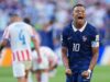A estrela francesa Kylian Mbappé marca o 19º gol da carreira em Copas do Mundo