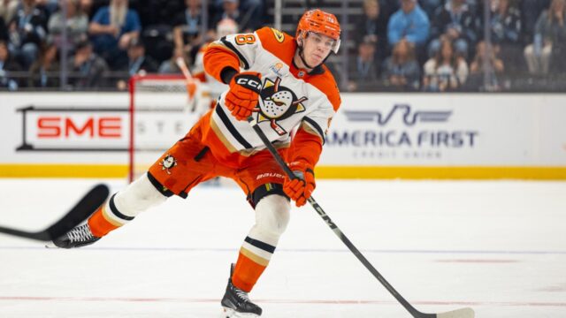 Anaheim-Ducks-defenseman-Pavel-Mintyukov.jpg