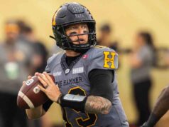 Bo Levi Mitchell e Zach Collaros saem do mesmo jogo devido a lesões