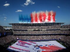 Esta versão de ‘America the Stunning’ antes da partida França x Paraguai vai te dar arrepios