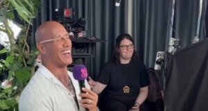 Dwayne Johnson acidentalmente revela sua posição sexual favorita em erro de entrevista