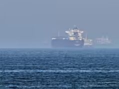 Navio de carga sob ataque ‘por agressores armados desconhecidos’ no Mar Vermelho, dizem militares britânicos