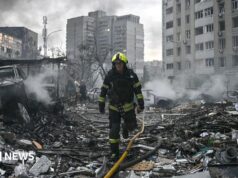 Ucrânia alerta sobre escassez de mísseis interceptadores, com 14 mortos na região de Kyiv