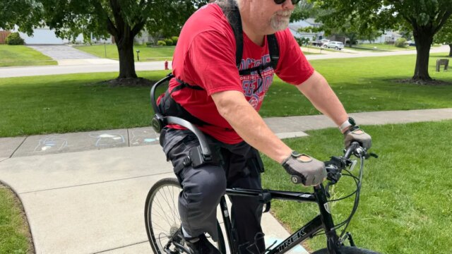 hypershell-vs-ebike-3.jpg