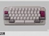 Este teclado mecânico compacto parece uma carta de amor ao Recreation Boy Advance