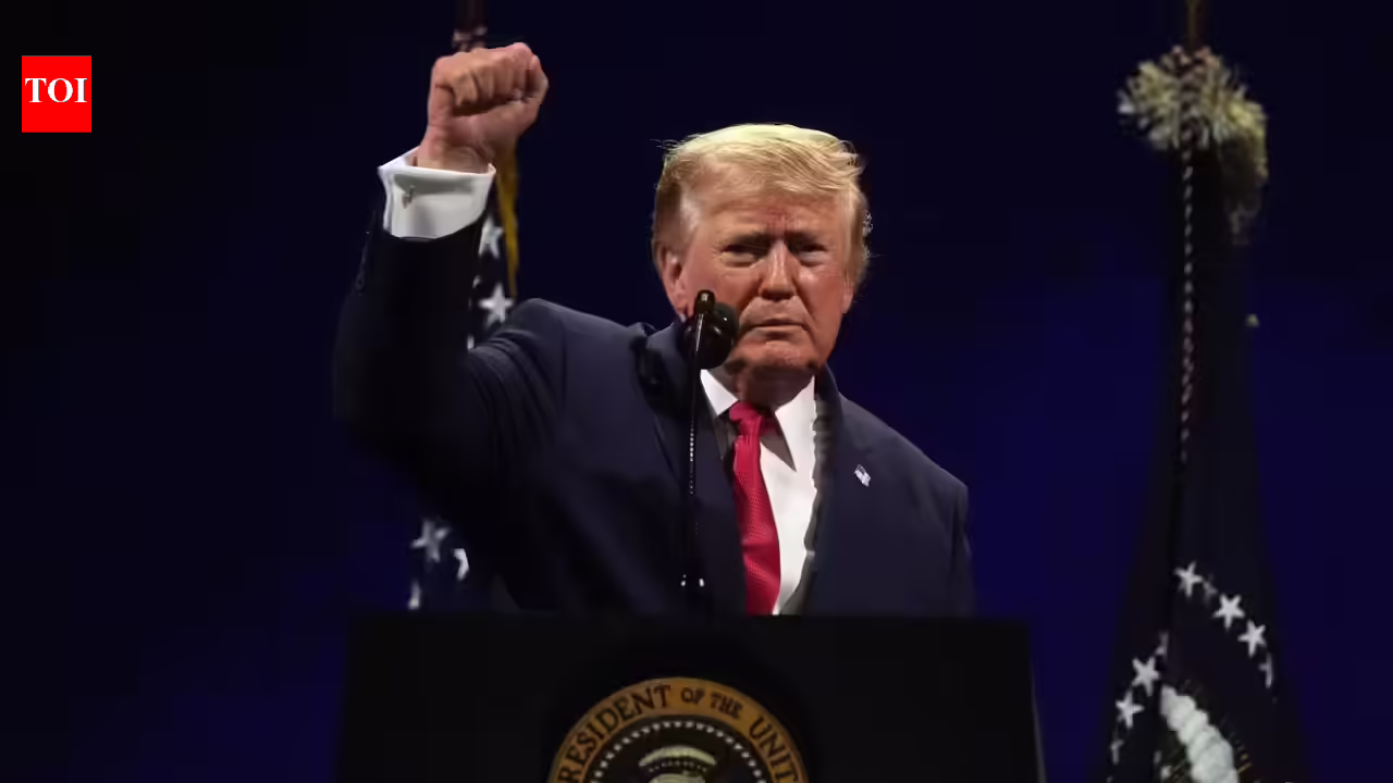 ‘Somos pessoas heróicas com espírito heróico’: Donald Trump marca o 250º Dia da Independência da América