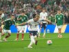 A Inglaterra surpreendeu o México por 3 a 2 em um clássico instantâneo da Copa do Mundo e deu ao time a primeira derrota na Copa do Mundo no Estádio Azteca
