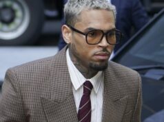 Chris Brown deve pagar US$ 13 milhões à governanta atacada por seu pastor caucasiano, conclui o júri