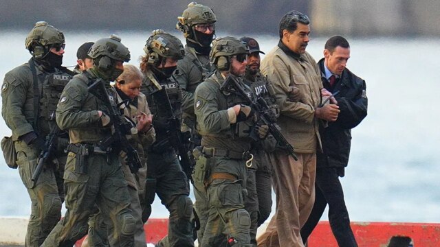 venezuelan-president-nicolas-maduro-federal-charges-transfer-new-york-011.jpg